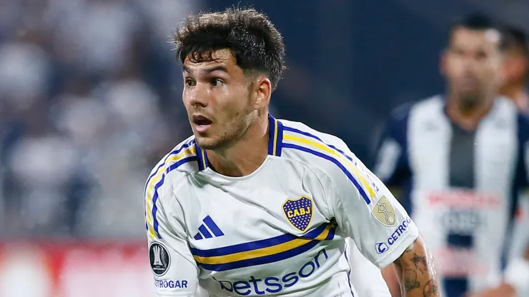 Riquelme debe definir el futuro de Lucas Blondel: cuatro clubes lo siguen y Boca define su rumbo